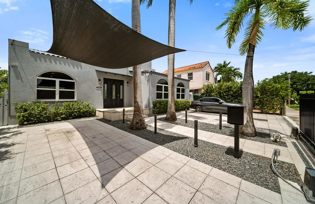 Miami Gucci Home With Pool & Great Location-1